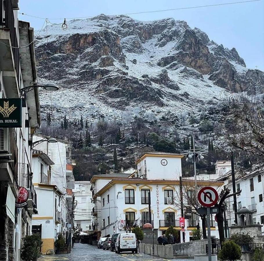 El Hogar De Mercedes Guejar Sierra Kültér fotó
